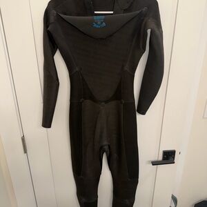 Billabong Black Full-Length Women's Bodysuit Wetsuit